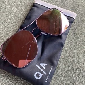 Quay pink mirrored square sunglasses